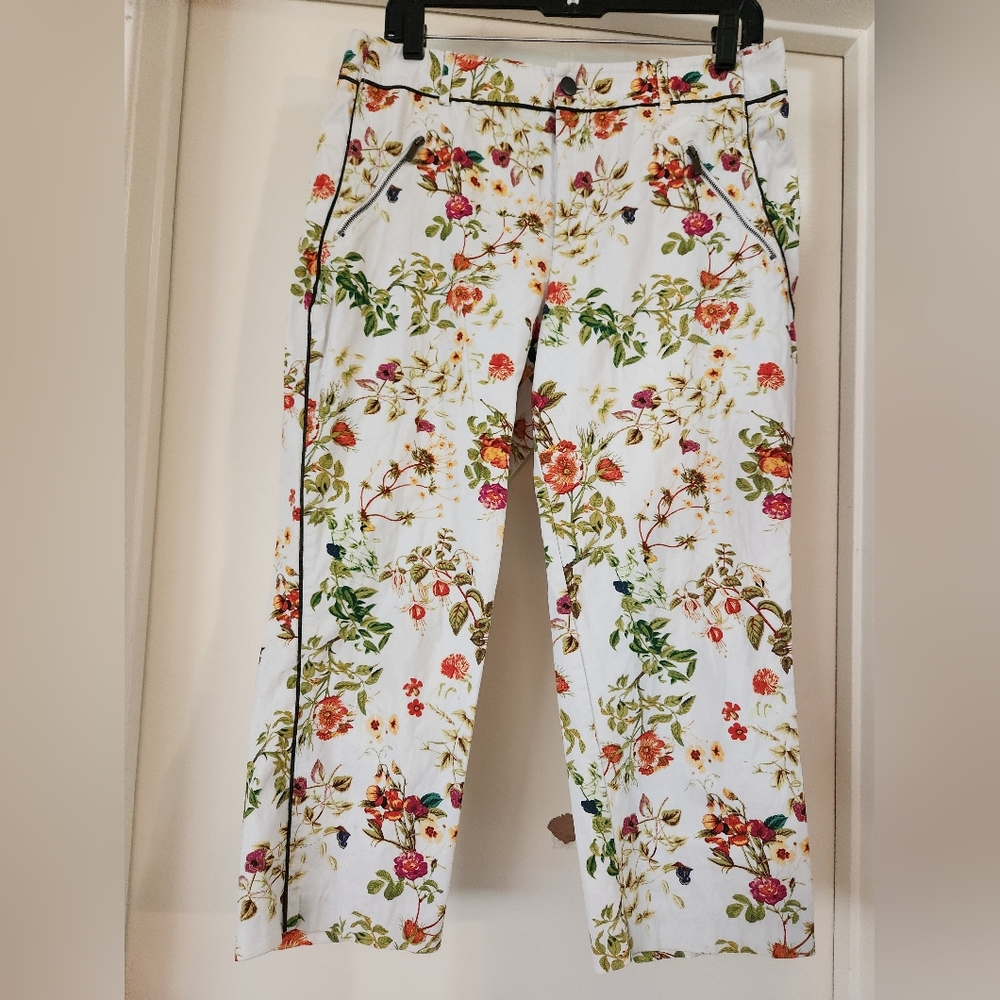 Disney Alice‎ In Wonderland Designer Collection Capri Pants Size 12